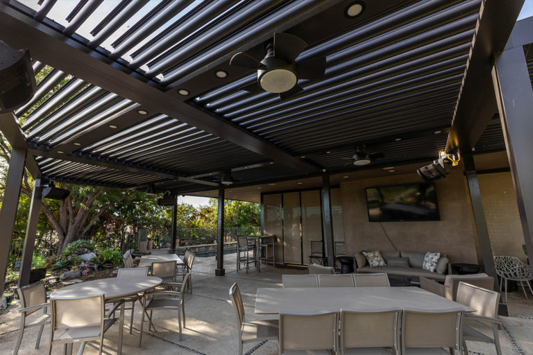 In Action Smart Patio Plus